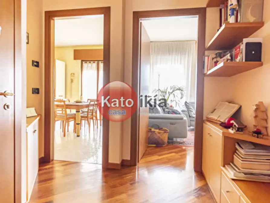 Immagine 6 di Appartamento in vendita  in Via Bassano a Creazzo