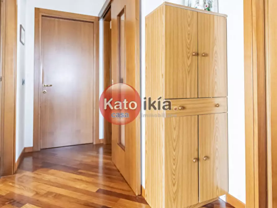 Immagine 12 di Appartamento in vendita  in Via Bassano a Creazzo