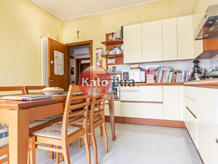 Immagine 13 di Appartamento in vendita  in Via Bassano a Creazzo