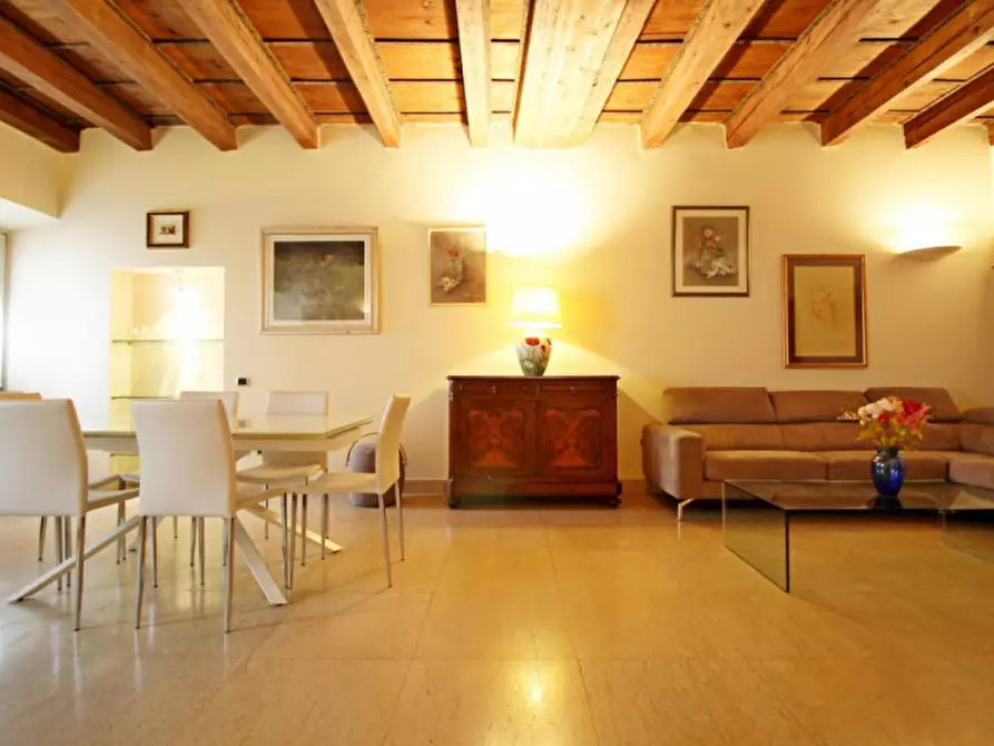 Immagine 2 di Appartamento in affitto  in Via San Pietro Incarnario a Verona