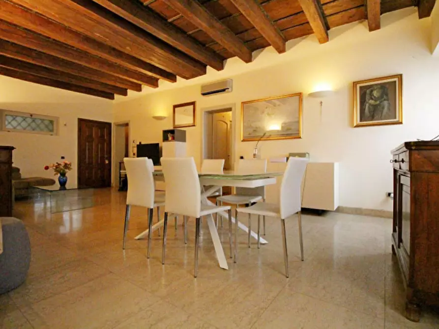 Immagine 3 di Appartamento in affitto  in Via San Pietro Incarnario a Verona