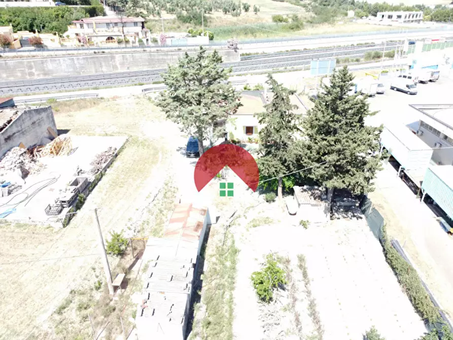 Immagine 8 di Casa indipendente in vendita  a Matera