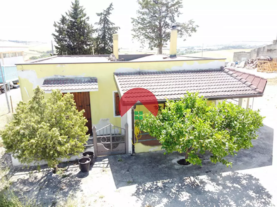 Immagine 9 di Casa indipendente in vendita  a Matera