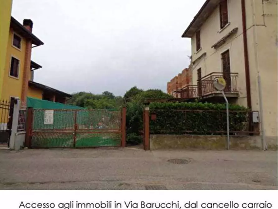 Immagine 2 di Terreno in vendita  in Via Giacomo Barucchi 81 a Verona