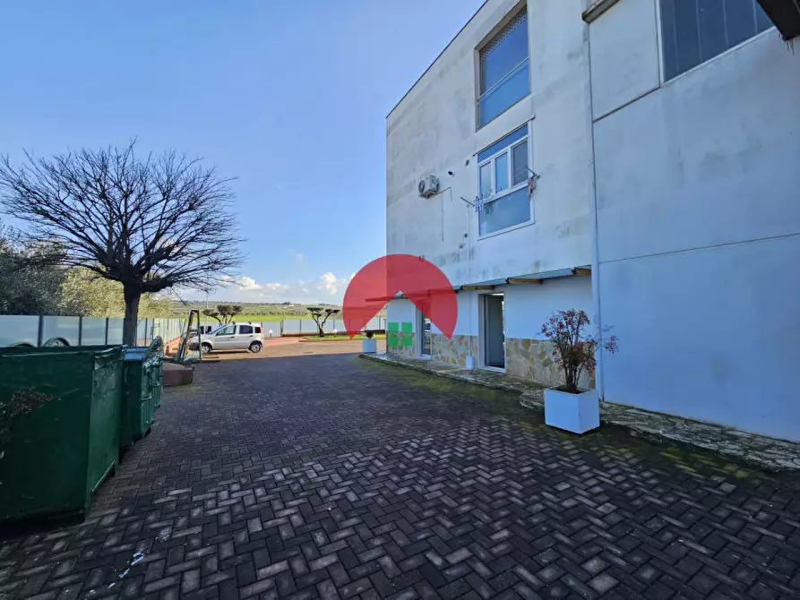 Immagine 11 di Capannone industriale in vendita  a Matera