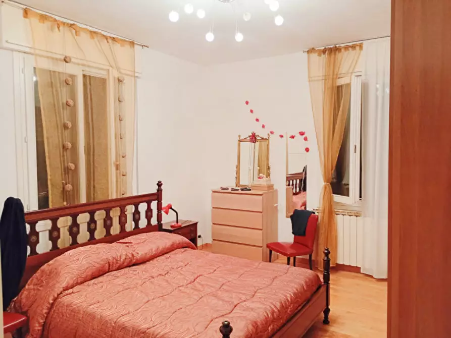 Immagine 1 di Appartamento in vendita  a Rovigo