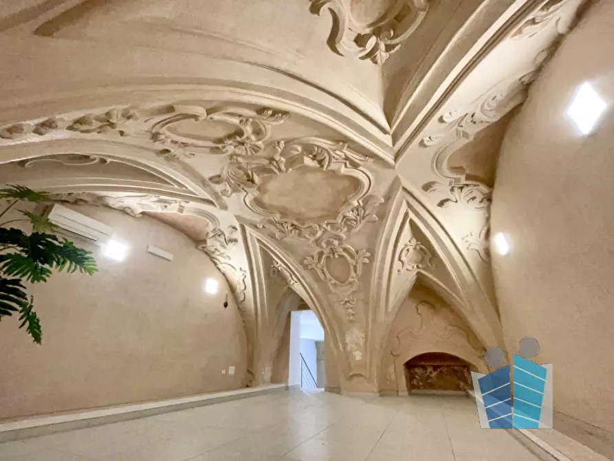 Immagine 1 di Negozio in affitto  in via Vittorio Emanuele II a Lecce