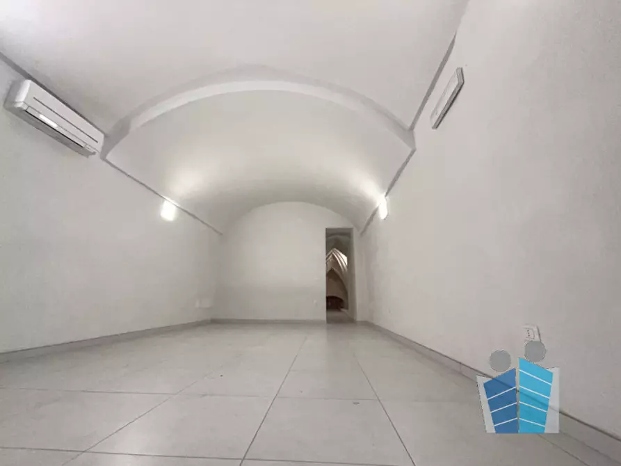 Immagine 12 di Negozio in affitto  in via Vittorio Emanuele II a Lecce