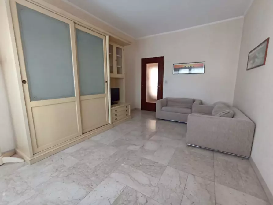 Immagine 1 di Appartamento in affitto  in via Vinovo 8 a Torino