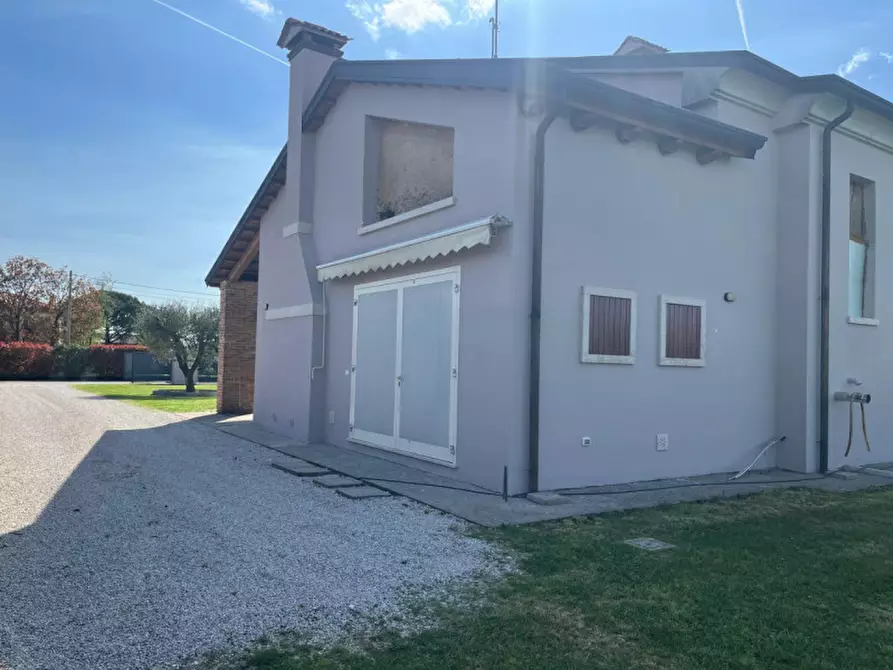 Immagine 3 di Casa bifamiliare in vendita  in Via Lovolo a Rovolon