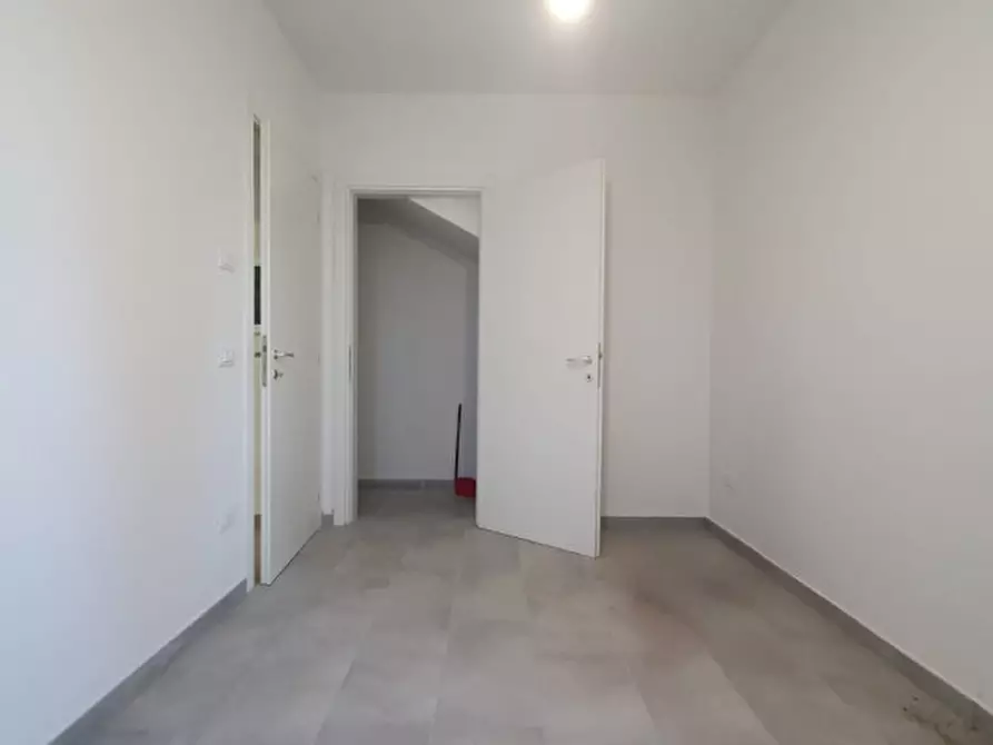 Immagine 10 di Villetta a schiera in vendita  in VIA ZAVATTA a Mirandola