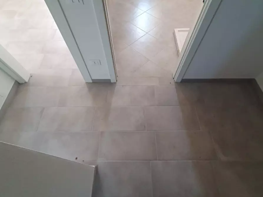 Immagine 12 di Villetta a schiera in vendita  in VIA ZAVATTA a Mirandola