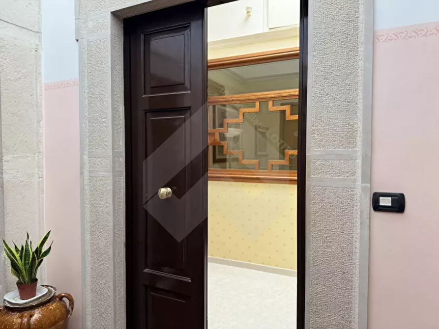 Immagine 2 di Ufficio in affitto  a Andria