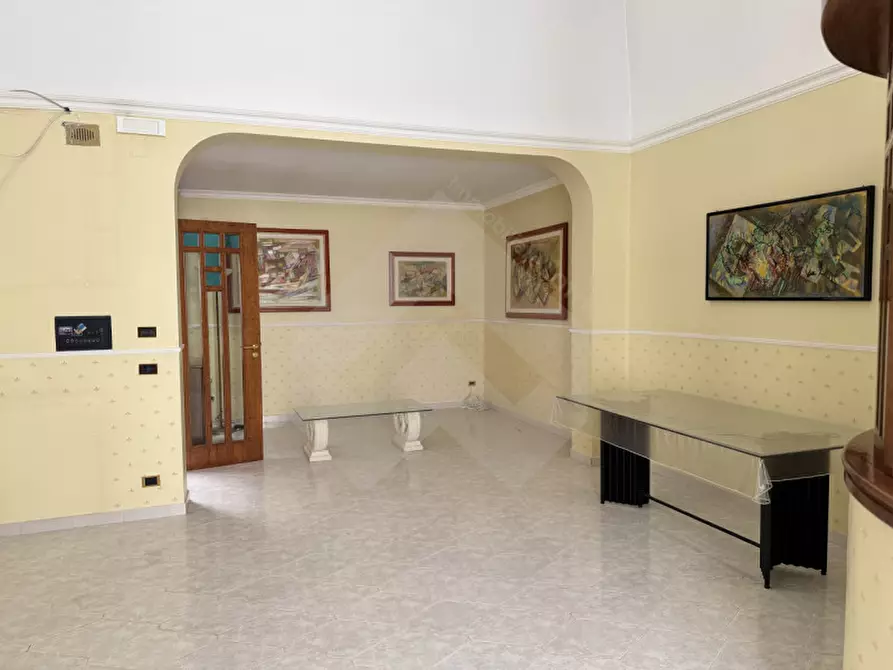 Immagine 3 di Ufficio in affitto  a Andria