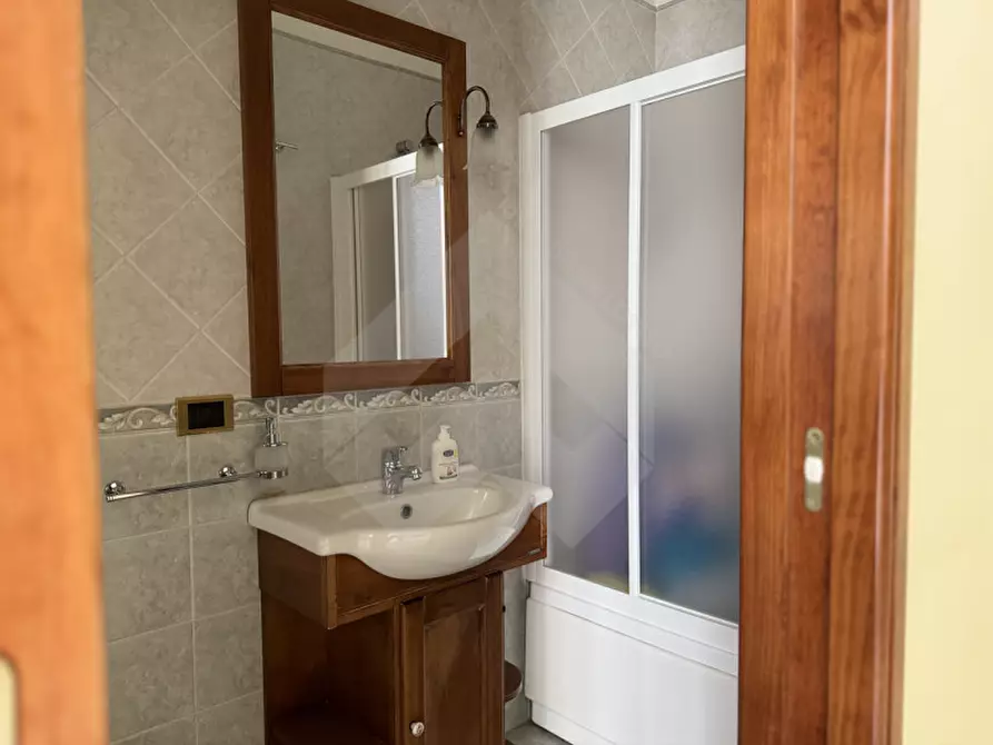 Immagine 7 di Ufficio in affitto  a Andria