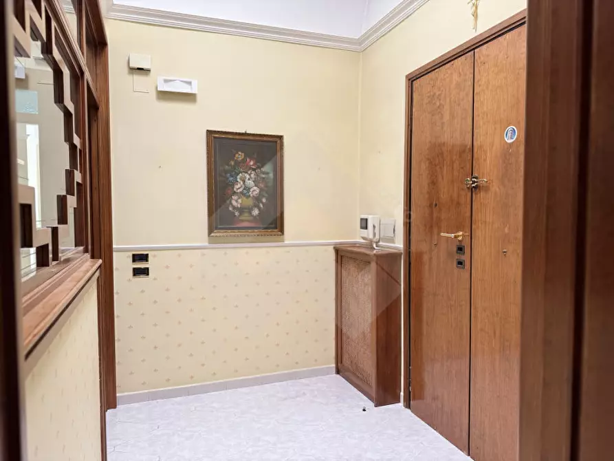 Immagine 9 di Ufficio in affitto  a Andria