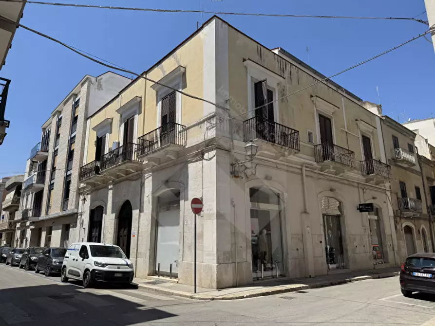 Immagine 14 di Ufficio in affitto  a Andria