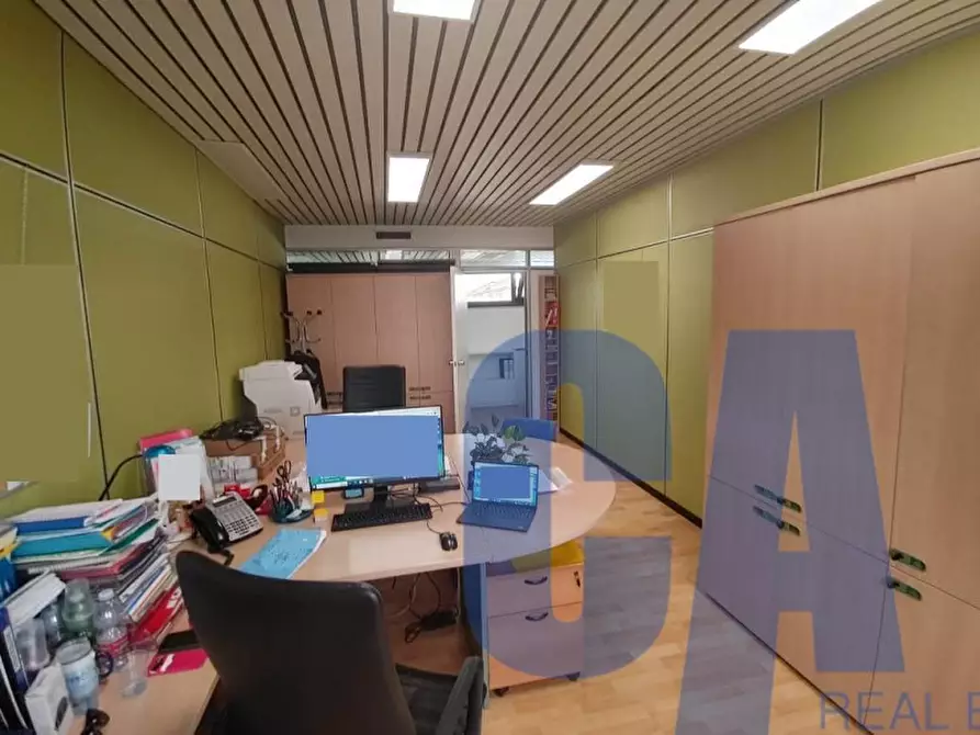 Immagine 5 di Ufficio in vendita  in VIA CECHOV ANTONIO a Milano