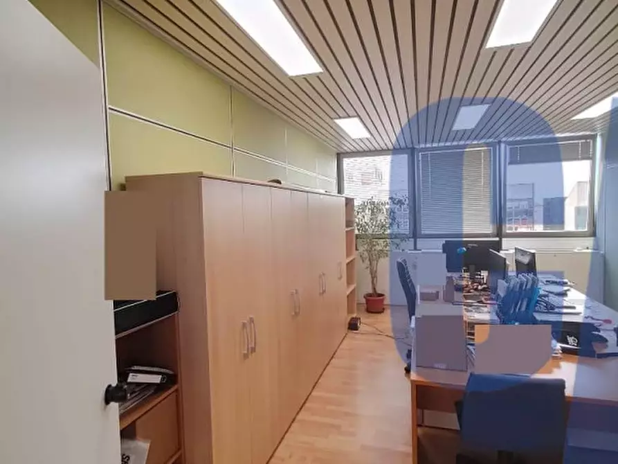 Immagine 11 di Ufficio in vendita  in VIA CECHOV ANTONIO a Milano