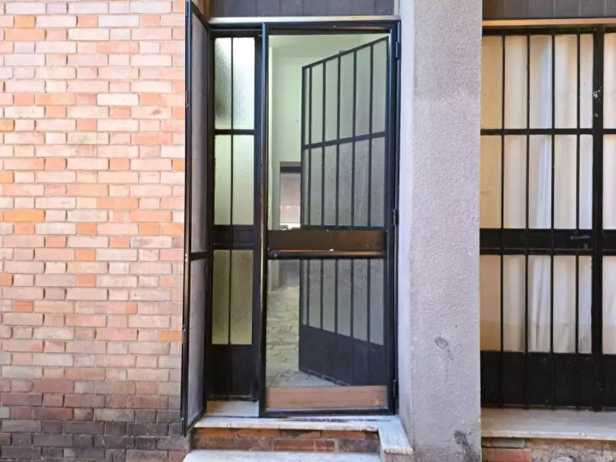 Immagine 6 di Negozio in vendita  in C.so Alfonso Lamarmora, 55, 15121 Alessandria AL, Italia a Alessandria