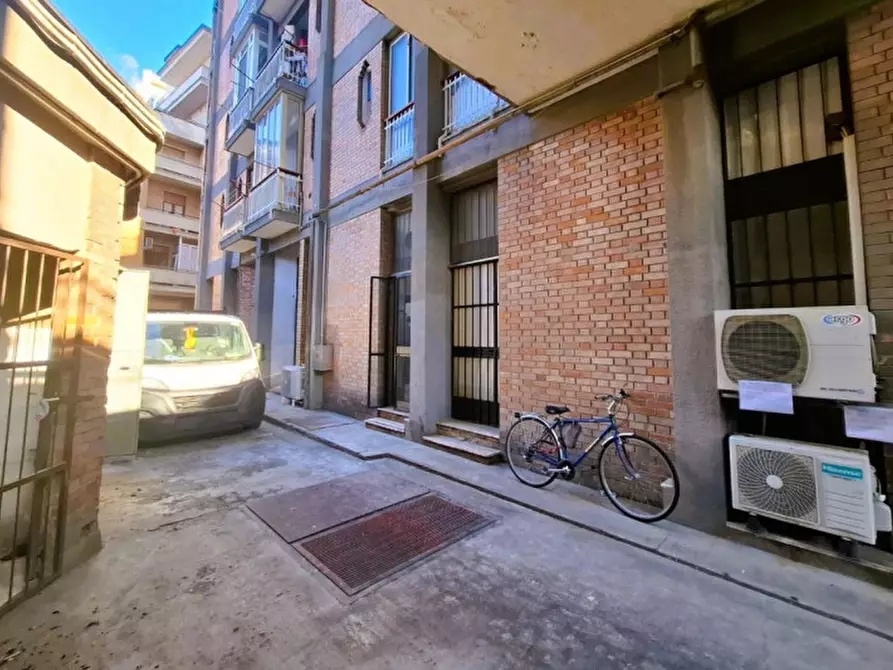 Immagine 11 di Negozio in vendita  in C.so Alfonso Lamarmora, 55, 15121 Alessandria AL, Italia a Alessandria