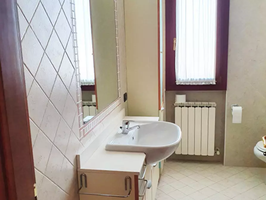 Immagine 10 di Appartamento in vendita  in Via Rossini a Spinea