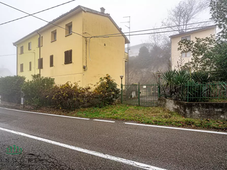 Immagine 2 di Casa bifamiliare in vendita  in località ca' di bocchino a Monzuno