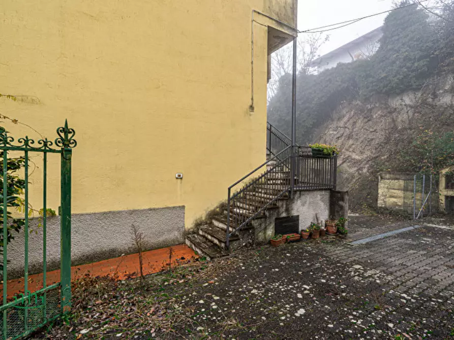 Immagine 3 di Casa bifamiliare in vendita  in località ca' di bocchino a Monzuno