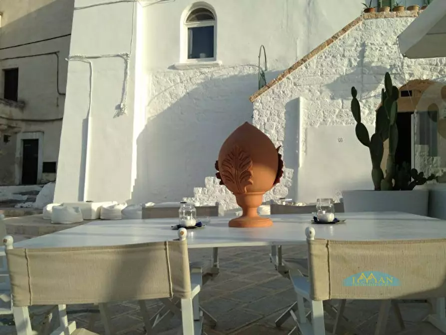 Immagine 2 di Magazzino in vendita  in Largo Ognissanti a Ceglie Messapico