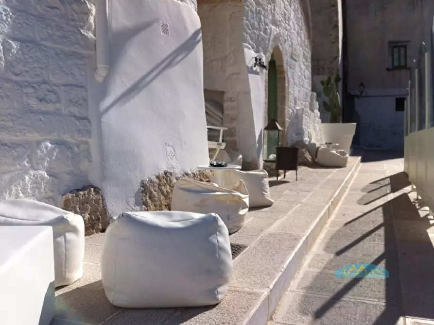 Immagine 3 di Magazzino in vendita  in Largo Ognissanti a Ceglie Messapico