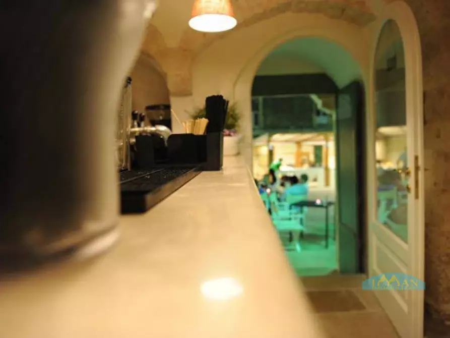 Immagine 5 di Magazzino in vendita  in Largo Ognissanti a Ceglie Messapico