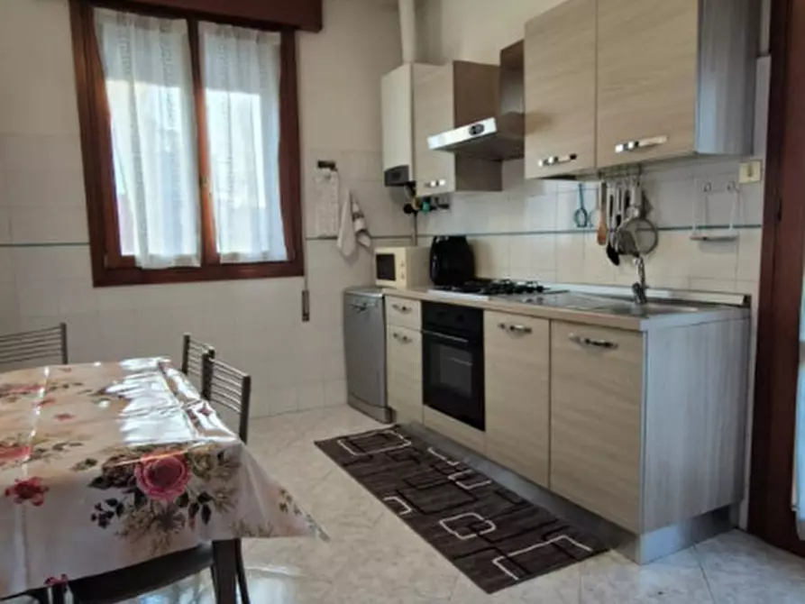 Immagine 3 di Casa bifamiliare in vendita  in VIA GRAMSCI a Cadoneghe