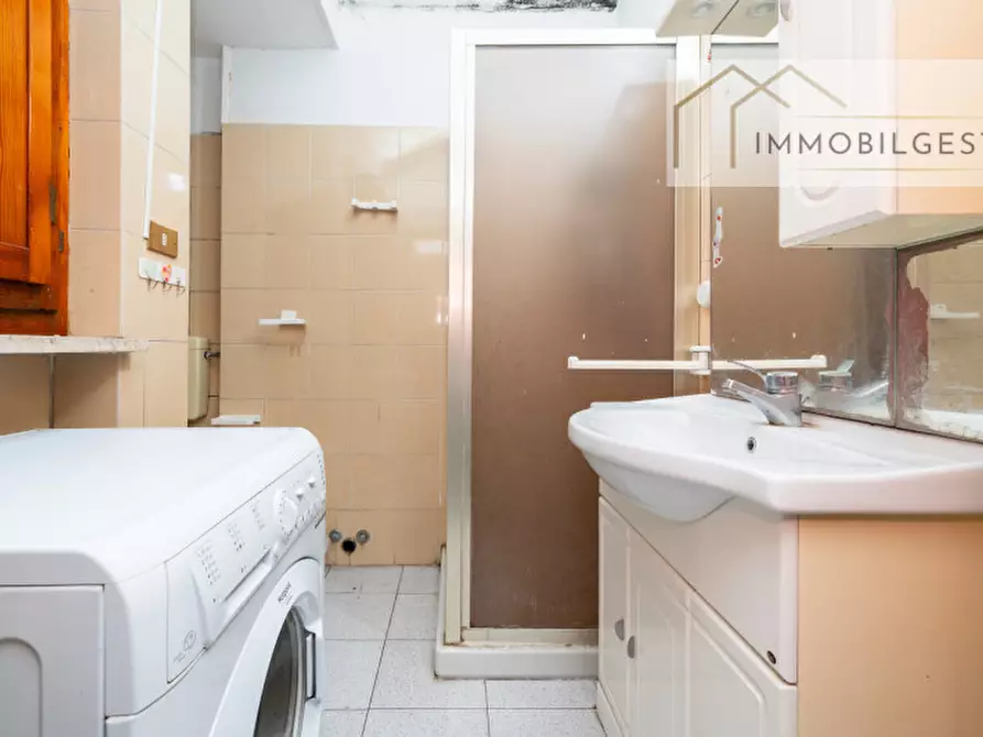 Immagine 12 di Appartamento in vendita  in Corso Novara 8 a Torino