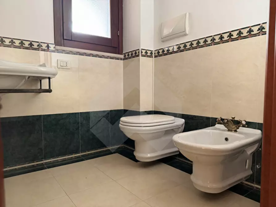 Immagine 21 di Casa indipendente in vendita  a Andria