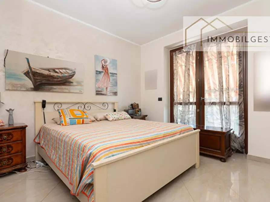 Immagine 4 di Villa in vendita  in Via Giacomo Leopardi 2 a San Gillio