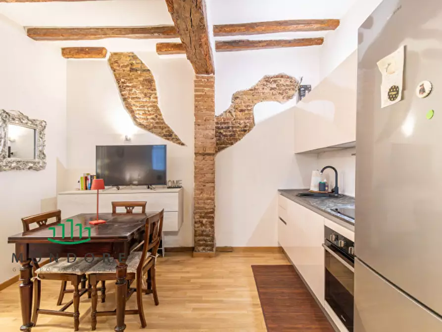 Immagine 4 di Appartamento in vendita  in VIA SANTO STEFANO a Bologna