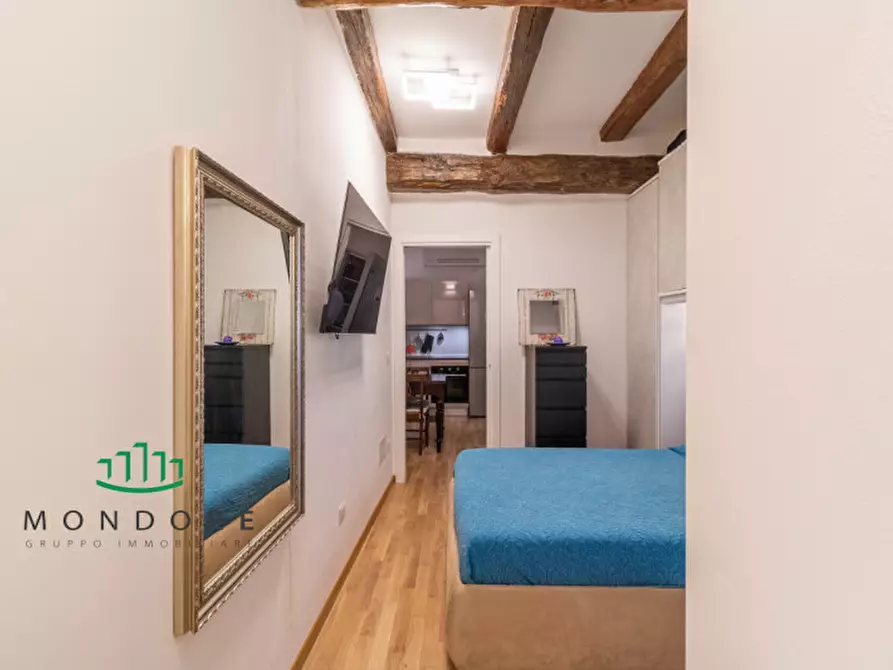 Immagine 14 di Appartamento in vendita  in VIA SANTO STEFANO a Bologna