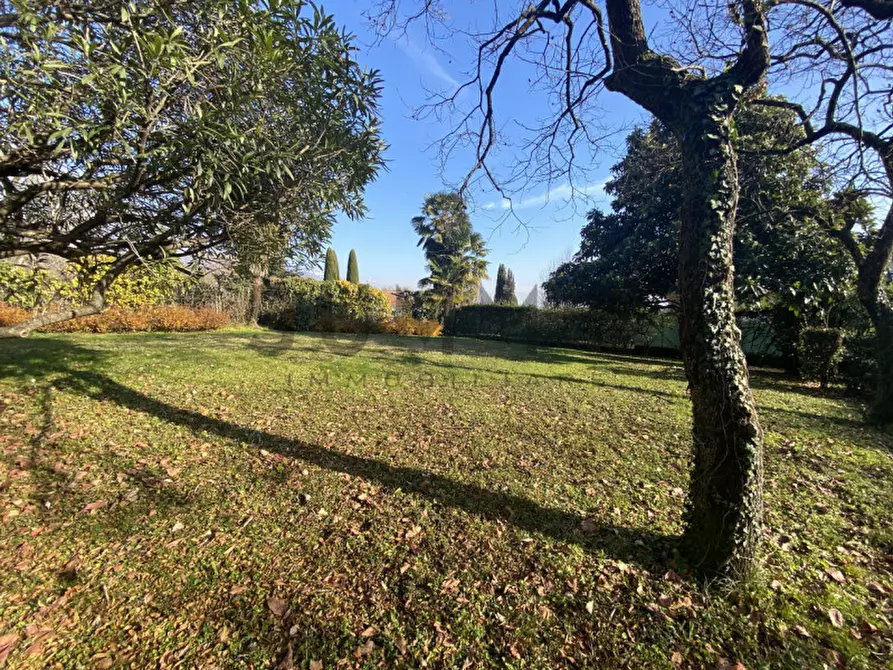 Immagine 6 di Villa in vendita  in schio centro a Schio