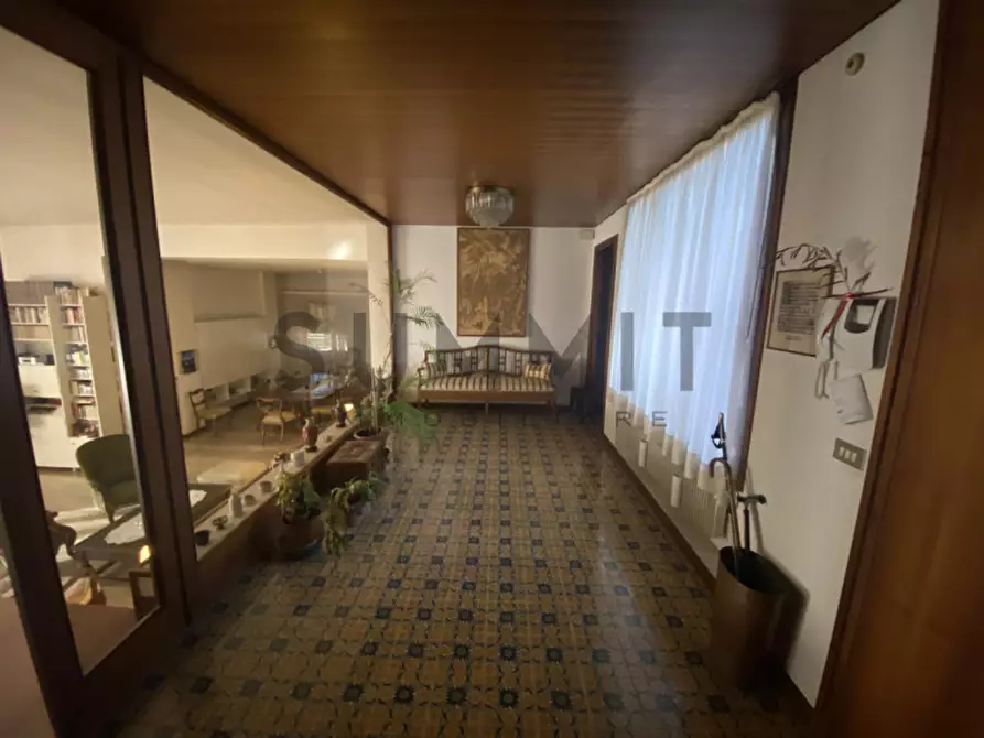 Immagine 7 di Villa in vendita  in schio centro a Schio