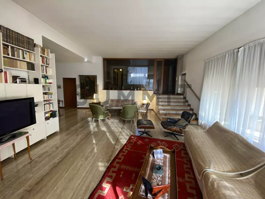 Immagine 12 di Villa in vendita  in schio centro a Schio