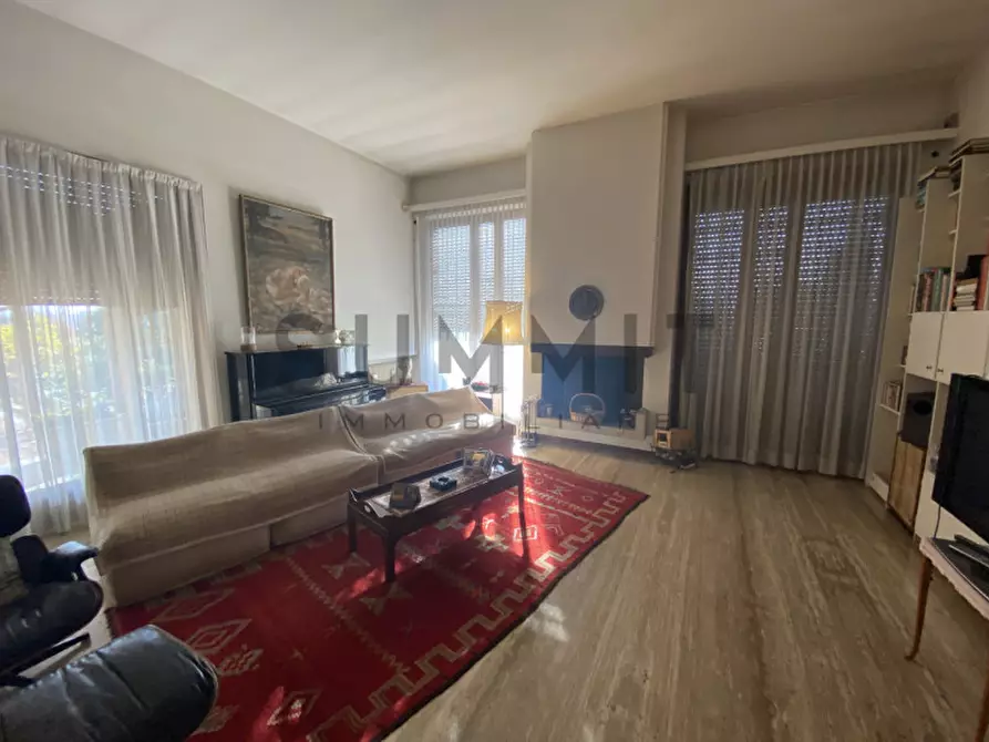 Immagine 13 di Villa in vendita  in schio centro a Schio