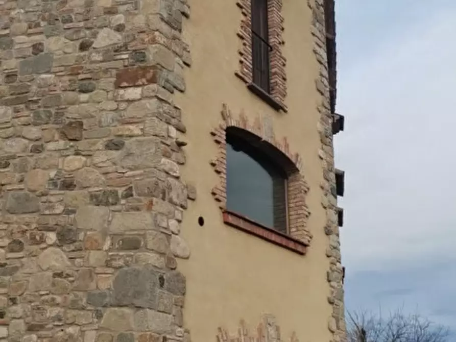 Immagine 2 di Villa in vendita  in Piazzetta della Chiesa a Fortunago