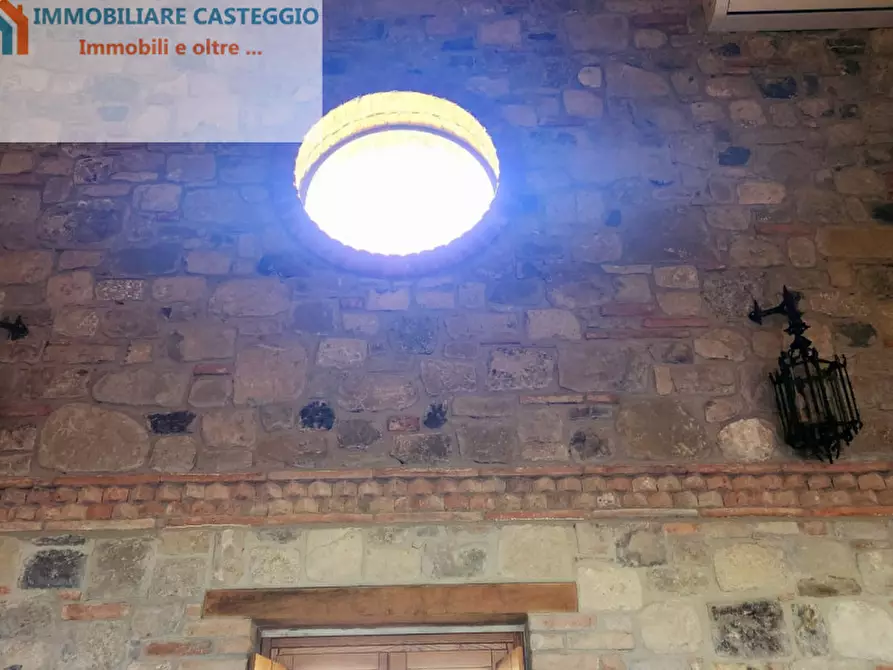 Immagine 17 di Villa in vendita  in Piazzetta della Chiesa a Fortunago