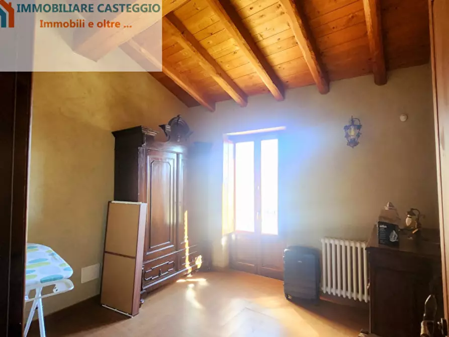 Immagine 19 di Villa in vendita  in Piazzetta della Chiesa a Fortunago