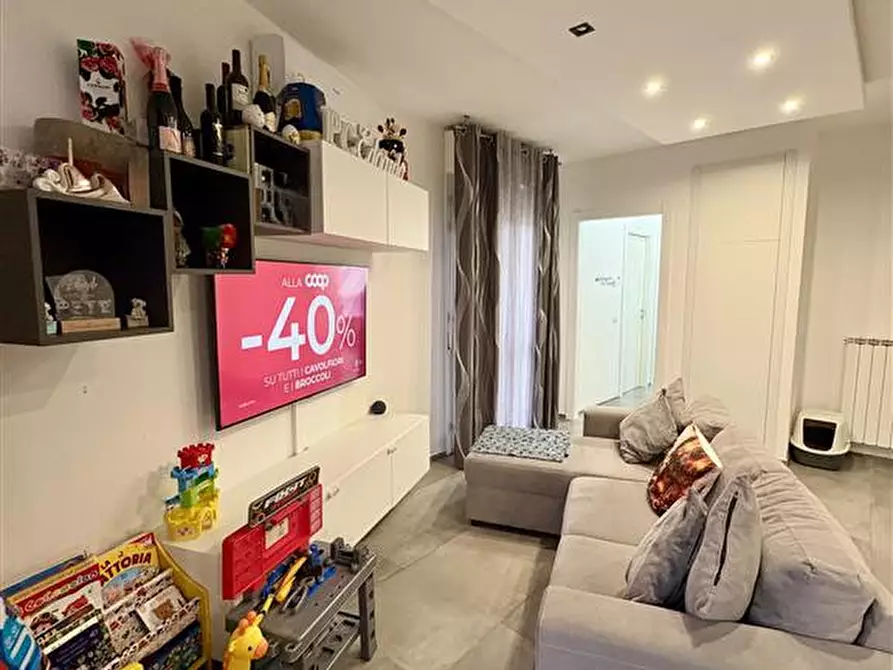 Immagine 4 di Appartamento in vendita  in Via Fratelli Rosselli a Figline E Incisa Valdarno