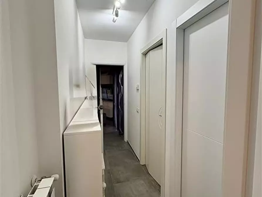 Immagine 9 di Appartamento in vendita  in Via Fratelli Rosselli a Figline E Incisa Valdarno