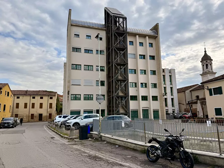 Immagine 13 di Appartamento in vendita  in VIA MULINI a Este
