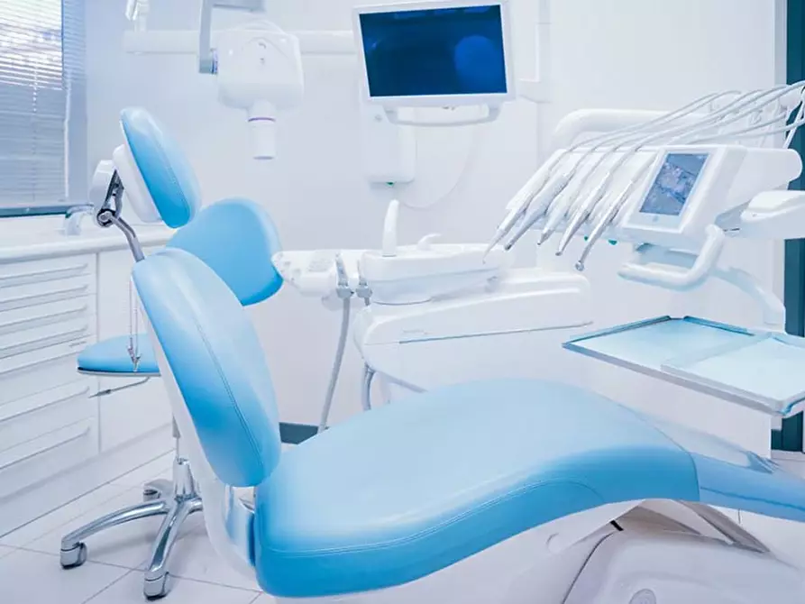 Immagine 1 di Negozio in vendita  in Via Giuseppe Garibaldi a Faenza