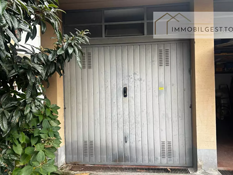 Immagine 1 di Garage in vendita  in Corso Caio Pinio 74 a Torino