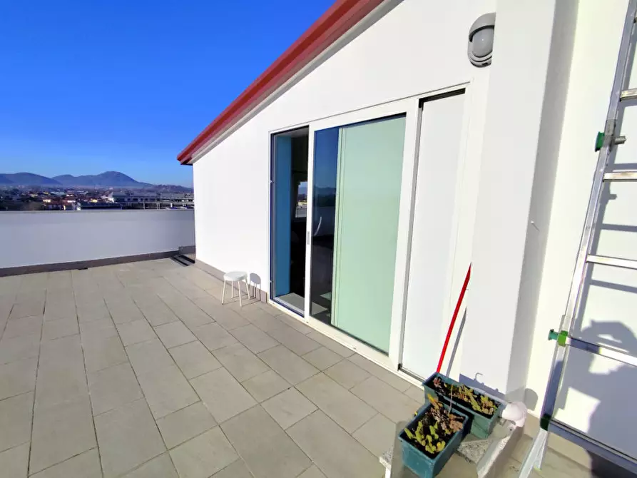 Immagine 29 di Attico in vendita  in Via Trasimeno a Selvazzano Dentro